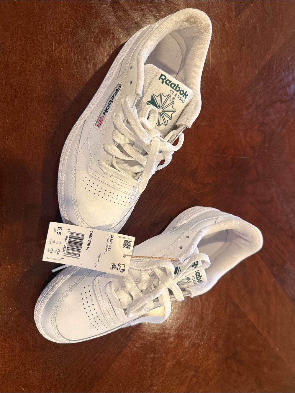 Reebok White Low-Top Leather Sneakers, Size 6.5